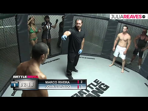 ❤️ Ultimate Fighter מזיין בחורת מספר מיד לאחר קרב בזירה ❌ סתם פורנו אצלנו