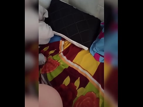 ❤️ השותפה שלי נשארת לבד בבית כי בעלה יוצא לחופשה ואני מנצלת את ההזדמנות לזיין אותה ולמלא לה את התחת בחלב ❌ סתם פורנו אצלנו